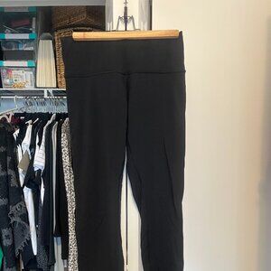 Black Lululemon Align leggings